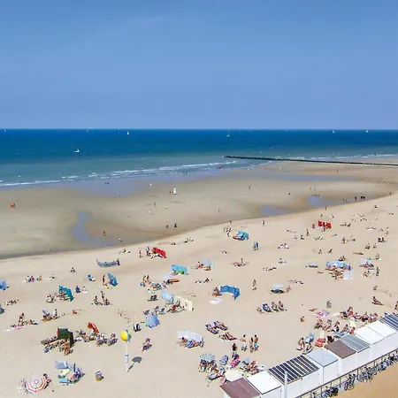 1 Bedroom Lovely In オステンド